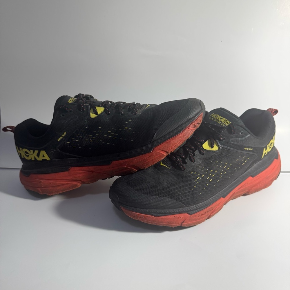 Hoka One One Challenger ATR 6 GTX Mens 14 D Black Red Yellow Trail Running Shoes